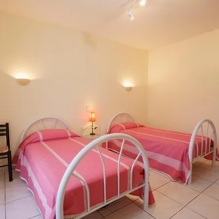Apartamento La Caletta Corsa